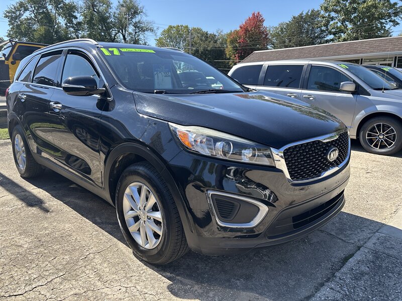 2017 Kia Sorento L   - Photo 6 - Topeka, KS 66608