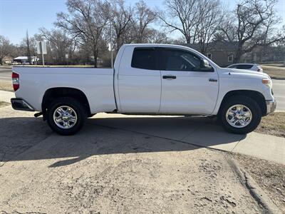 2017 Toyota Tundra SR   - Photo 2 - Topeka, KS 66608