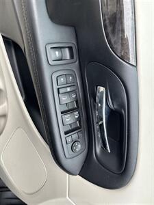 2016 Dodge Grand Caravan SXT   - Photo 19 - Topeka, KS 66608