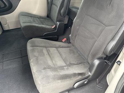 2016 Dodge Grand Caravan SXT   - Photo 29 - Topeka, KS 66608