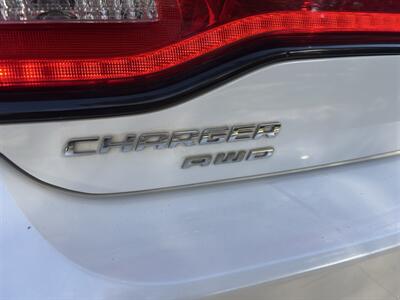 2013 Dodge Charger R/T - Photo 9 - Topeka, KS 66608