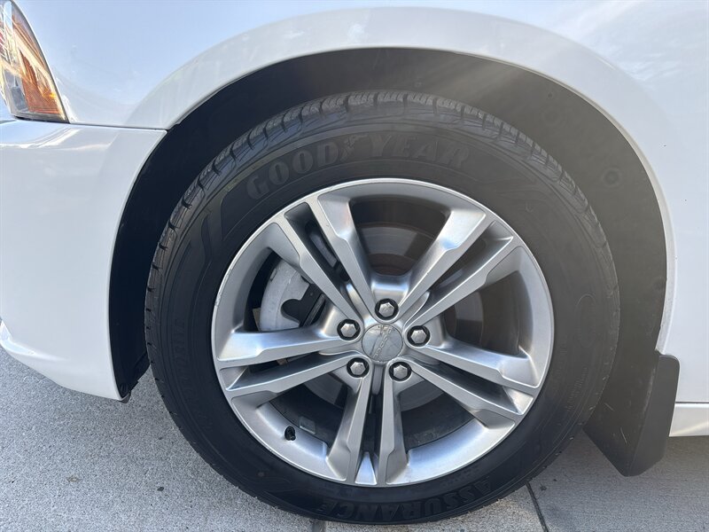 2013 Dodge Charger R/T   - Photo 7 - Topeka, KS 66608