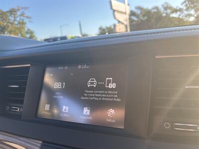 2017 Kia Cadenza Premium - Photo 21 - Topeka, KS 66608
