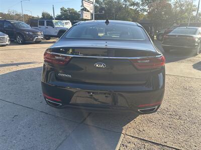 2017 Kia Cadenza Premium - Photo 4 - Topeka, KS 66608