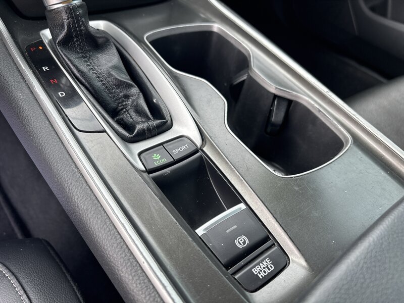 2018 Honda Accord Sport   - Photo 15 - Topeka, KS 66608