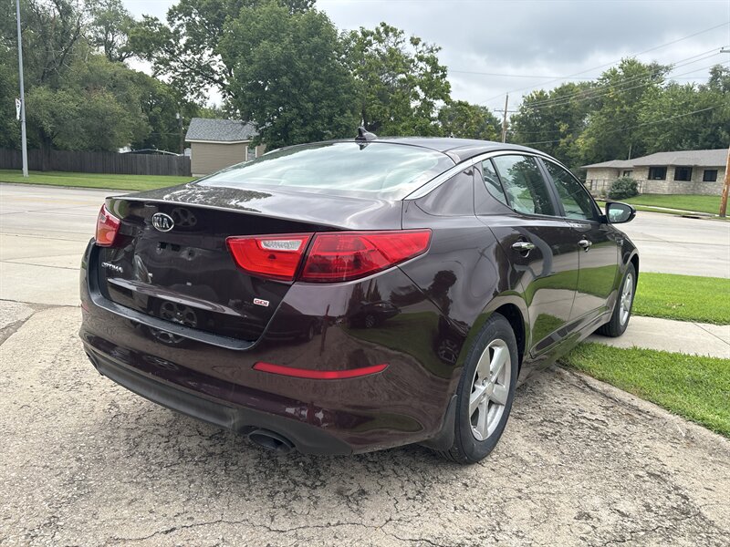 2015 Kia Optima LX   - Photo 3 - Topeka, KS 66608