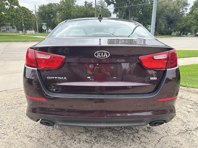 2015 Kia Optima LX   - Photo 4 - Topeka, KS 66608