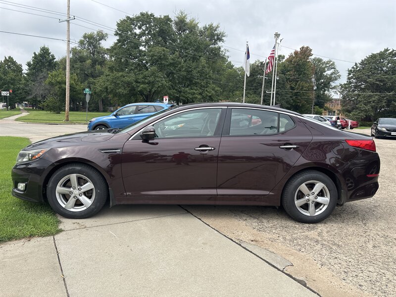 2015 Kia Optima LX   - Photo 6 - Topeka, KS 66608