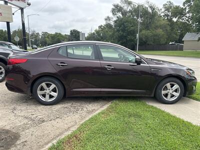 2015 Kia Optima LX   - Photo 2 - Topeka, KS 66608