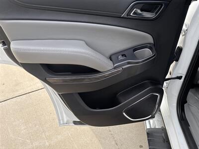 2019 Chevrolet Tahoe LT   - Photo 32 - Topeka, KS 66608
