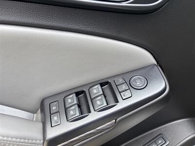 2019 Chevrolet Tahoe LT   - Photo 15 - Topeka, KS 66608