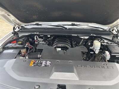 2019 Chevrolet Tahoe LT   - Photo 12 - Topeka, KS 66608