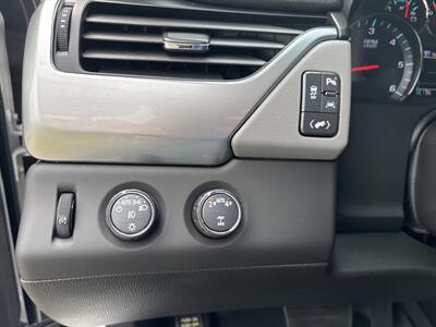 2019 Chevrolet Tahoe LT   - Photo 19 - Topeka, KS 66608