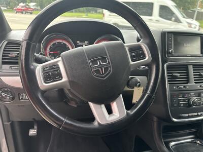 2019 Dodge Grand Caravan GT - Photo 12 - Topeka, KS 66608