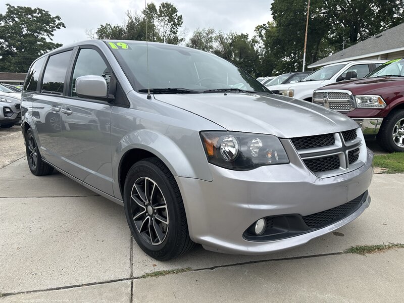 2019 Dodge Grand Caravan GT   - Photo 6 - Topeka, KS 66608