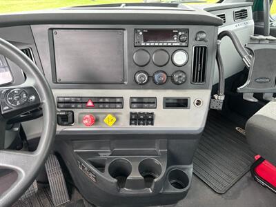 2022 Freightliner New Cascadia 116   - Photo 9 - Grand Rapids, OH 43522