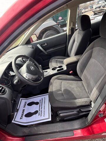 2012 Nissan Rogue S - Photo 6 - Grand Rapids, OH 43522