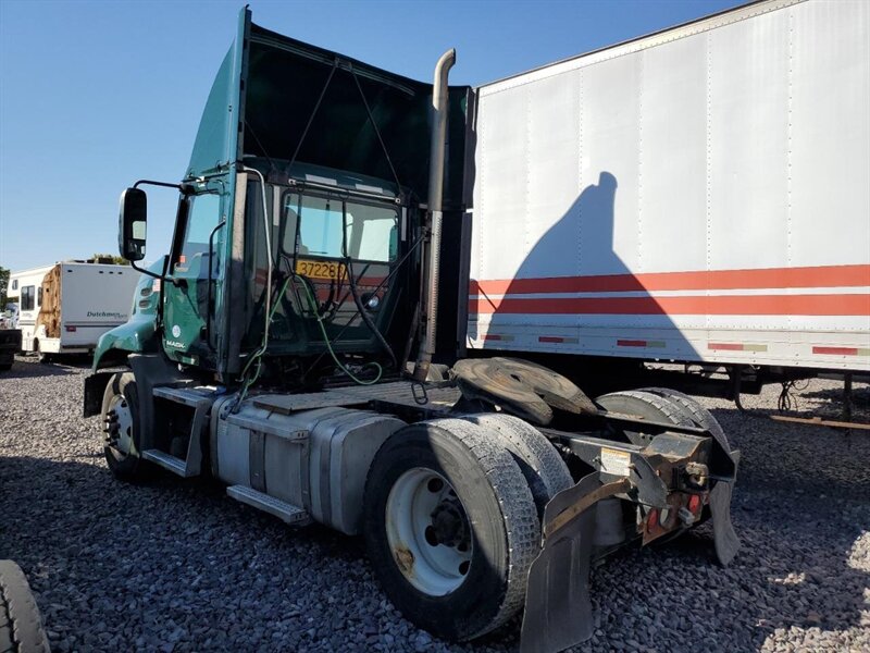 2018 MACK CXU612 - Photo 4 - Grand Rapids, OH 43522