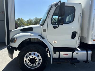 2020 Freightliner M2 Box Truck  106 Medium Duty Series - Photo 2 - Grand Rapids, OH 43522