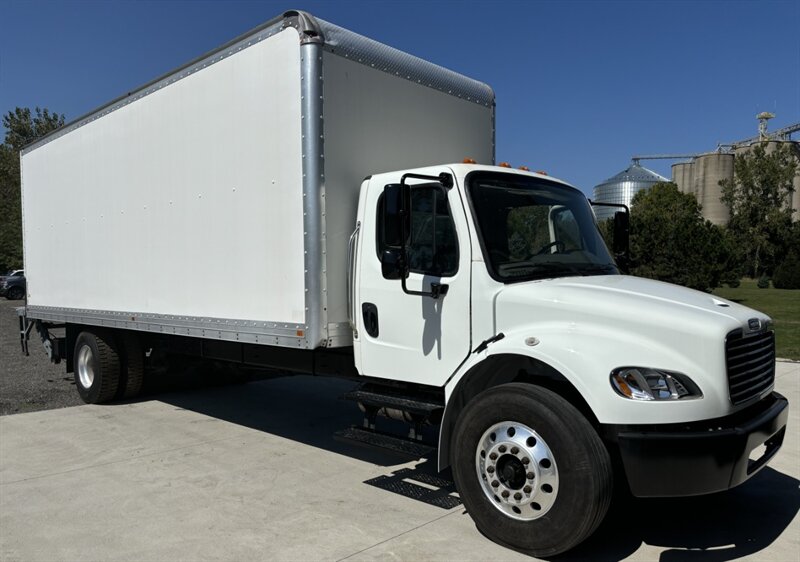 2020 Freightliner M2 Box Truck  106 Medium Duty Series - Photo 9 - Grand Rapids, OH 43522