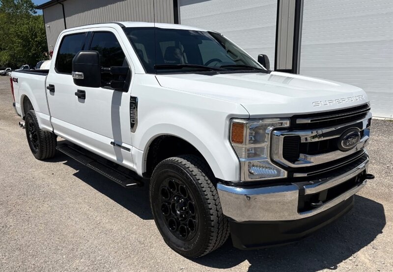2021 Ford F-250 XLT - Photo 2 - Grand Rapids, OH 43522