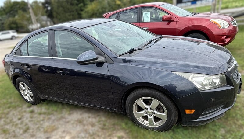 2014 Chevrolet Cruze 1LT Auto - Photo 2 - Grand Rapids, OH 43522