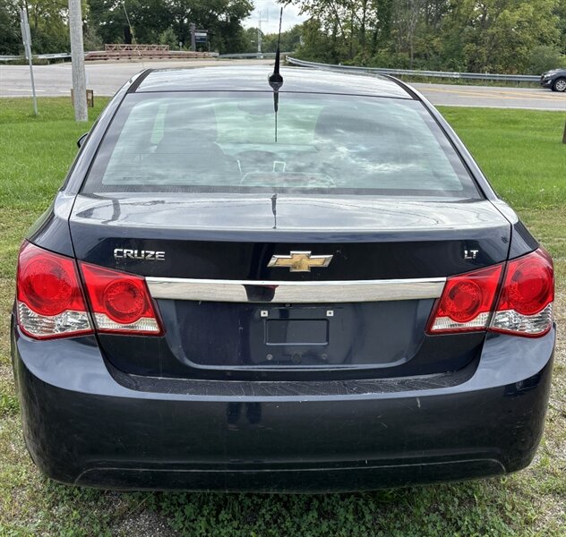 2014 Chevrolet Cruze 1LT Auto - Photo 5 - Grand Rapids, OH 43522