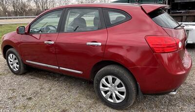 2012 Nissan Rogue S   - Photo 2 - Grand Rapids, OH 43522