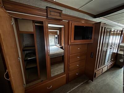 2018 Fleetwood Bounder - Photo 30 - Grand Rapids, OH 43522
