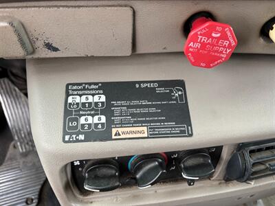 2005 Mack CXU612 - Photo 11 - Grand Rapids, OH 43522