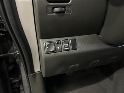 2007 Nissan Xterra Off-Road 4dr SUV  MANUAL - Photo 29 - Portland, OR 97220
