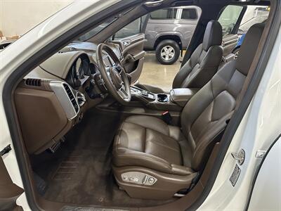 2015 Porsche Cayenne Turbo   - Photo 11 - Portland, OR 97220