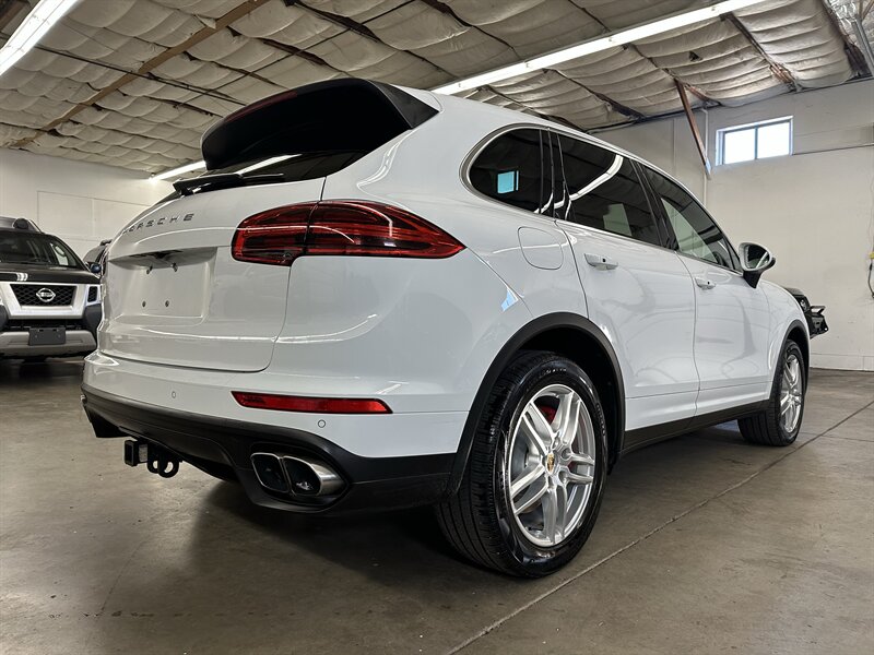 2015 Porsche Cayenne Turbo - Photo 47
