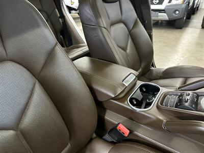 2015 Porsche Cayenne Turbo   - Photo 18 - Portland, OR 97220