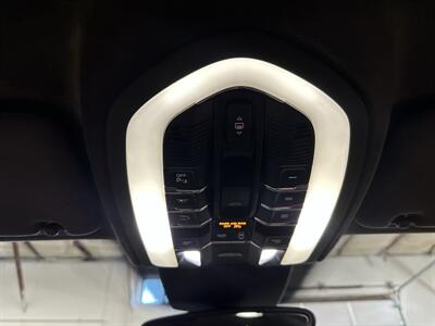 2015 Porsche Cayenne Turbo   - Photo 34 - Portland, OR 97220