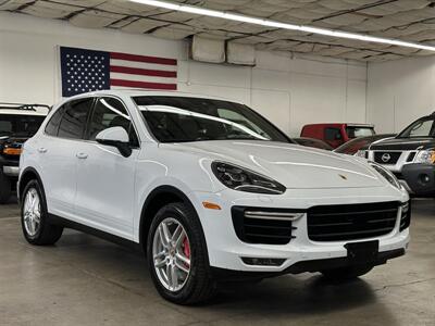 2015 Porsche Cayenne Turbo   - Photo 1 - Portland, OR 97220