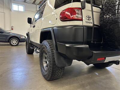 2010 Toyota FJ Cruiser   - Photo 39 - Portland, OR 97220