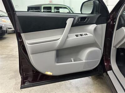 2012 Toyota Highlander - Photo 26 - Portland, OR 97220