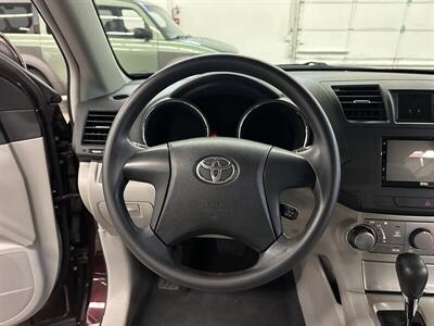 2012 Toyota Highlander - Photo 21 - Portland, OR 97220