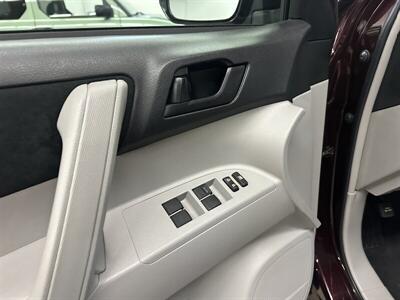 2012 Toyota Highlander - Photo 27 - Portland, OR 97220