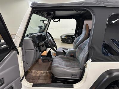 1997 Jeep Wrangler Sport 2dr  5-speed Manual - Photo 17 - Portland, OR 97220