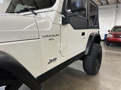 1997 Jeep Wrangler Sport 2dr 5-speed Manual - Photo 34 - Portland, OR 97220