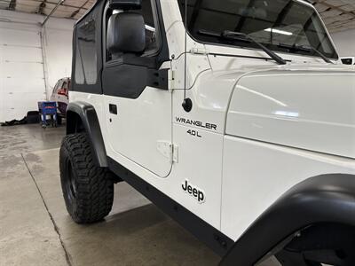1997 Jeep Wrangler Sport 2dr  5-speed Manual - Photo 33 - Portland, OR 97220