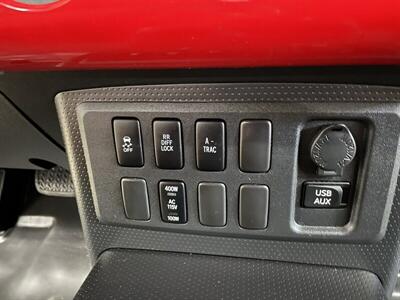 2012 Toyota FJ Cruiser Trail Teams Special   - Photo 60 - Portland, OR 97220