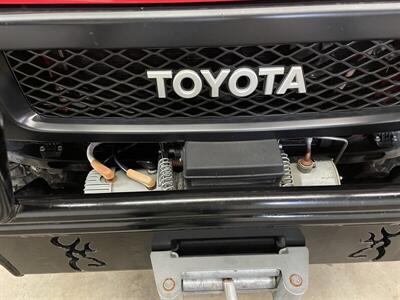 2012 Toyota FJ Cruiser Trail Teams Special   - Photo 37 - Portland, OR 97220