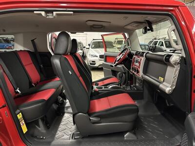 2012 Toyota FJ Cruiser Trail Teams Special   - Photo 49 - Portland, OR 97220