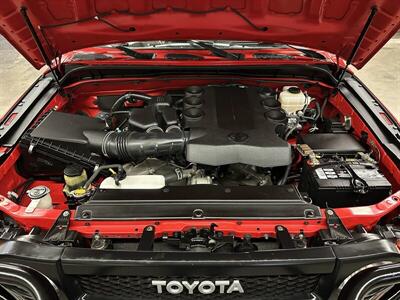 2012 Toyota FJ Cruiser Trail Teams Special   - Photo 31 - Portland, OR 97220