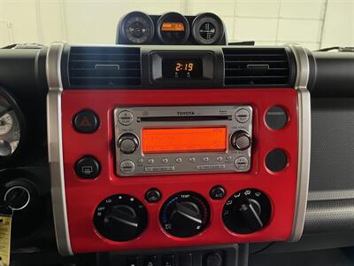 2012 Toyota FJ Cruiser Trail Teams Special   - Photo 81 - Portland, OR 97220