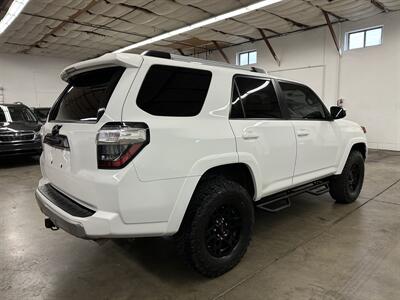 2016 Toyota 4Runner Trail  TRD - Photo 3 - Portland, OR 97220