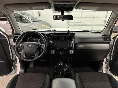 2016 Toyota 4Runner Trail  TRD - Photo 20 - Portland, OR 97220